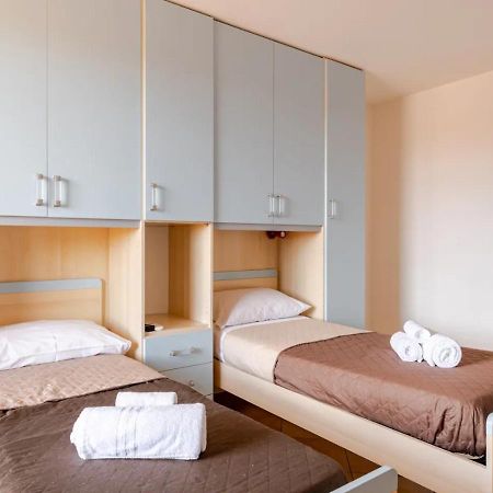 Garden Villa - Free Parking, Wi-Fi E Netflix Fiumicino Exterior foto