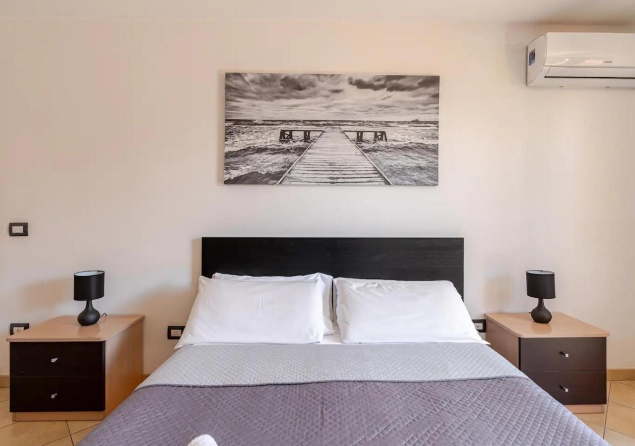 Garden Villa - Free Parking, Wi-Fi E Netflix Fiumicino Exterior foto