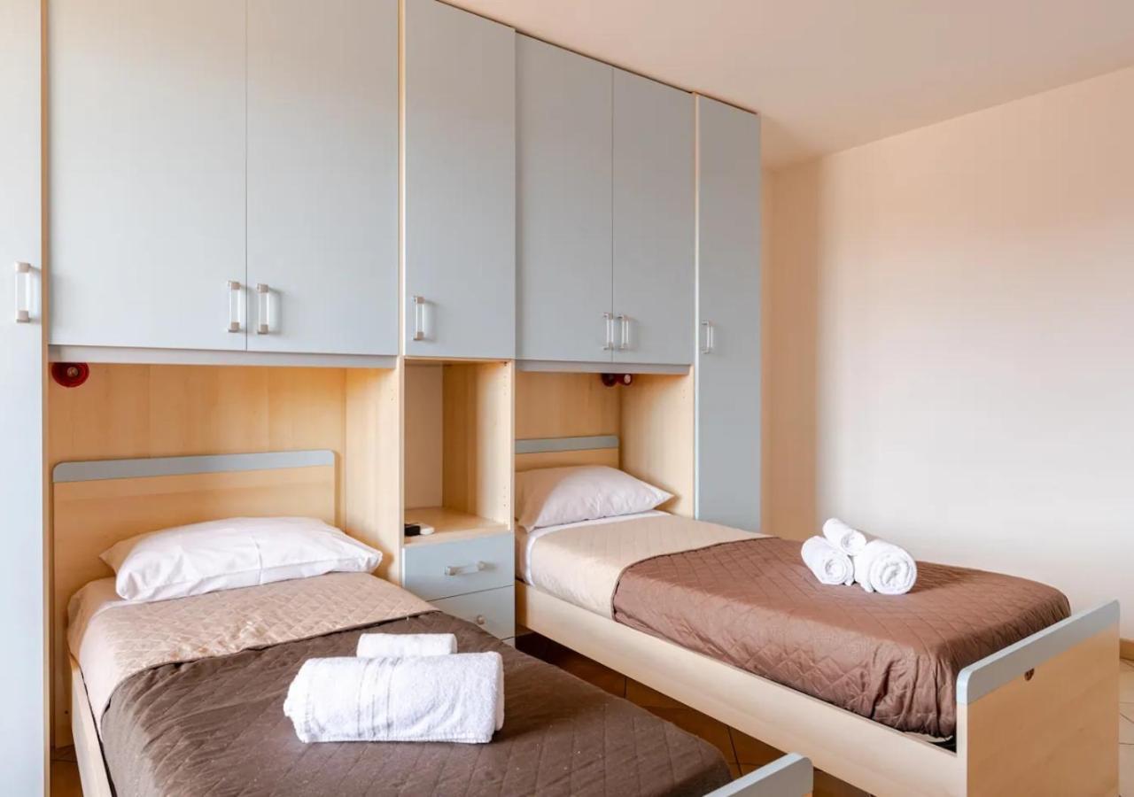 Garden Villa - Free Parking, Wi-Fi E Netflix Fiumicino Exterior foto