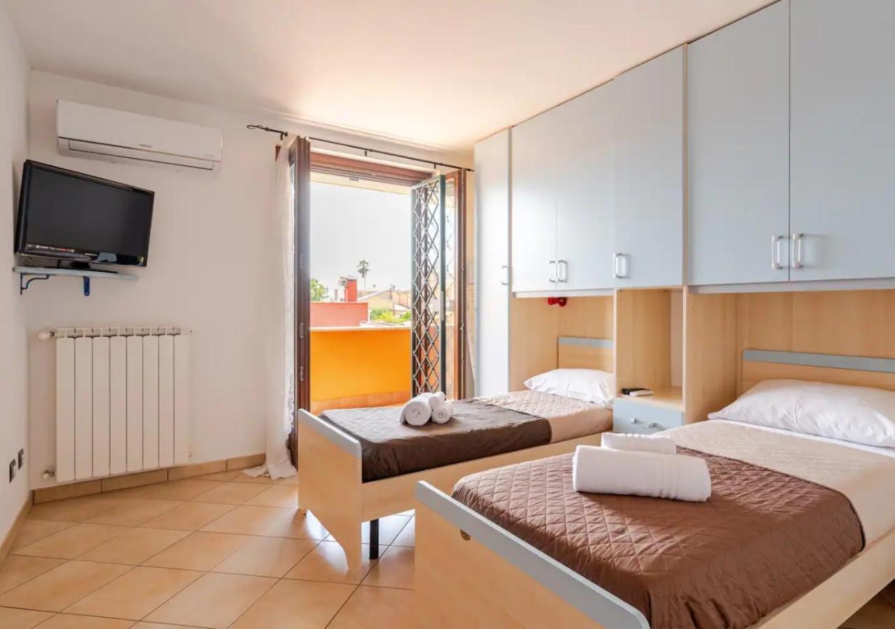 Garden Villa - Free Parking, Wi-Fi E Netflix Fiumicino Exterior foto