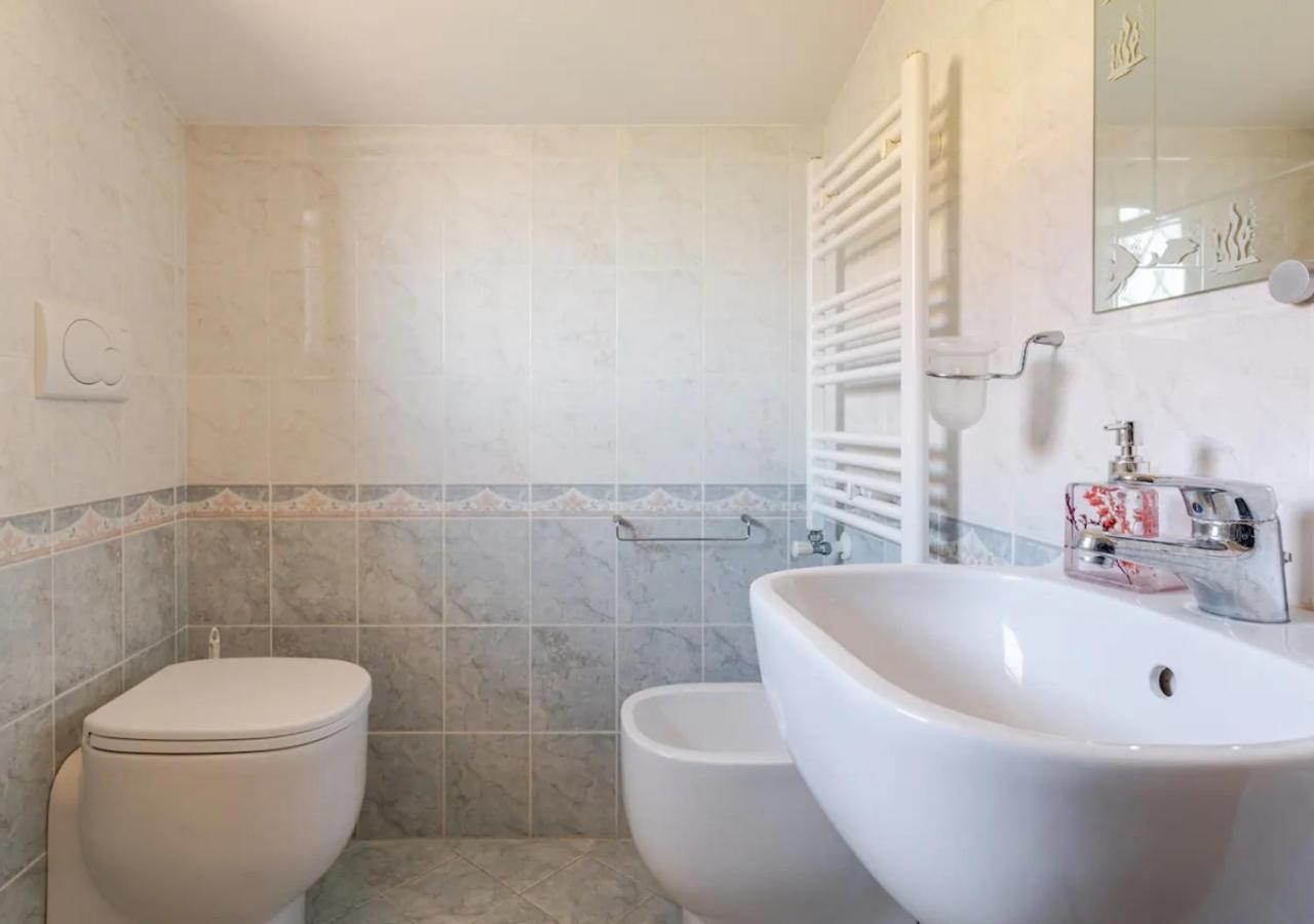 Garden Villa - Free Parking, Wi-Fi E Netflix Fiumicino Exterior foto